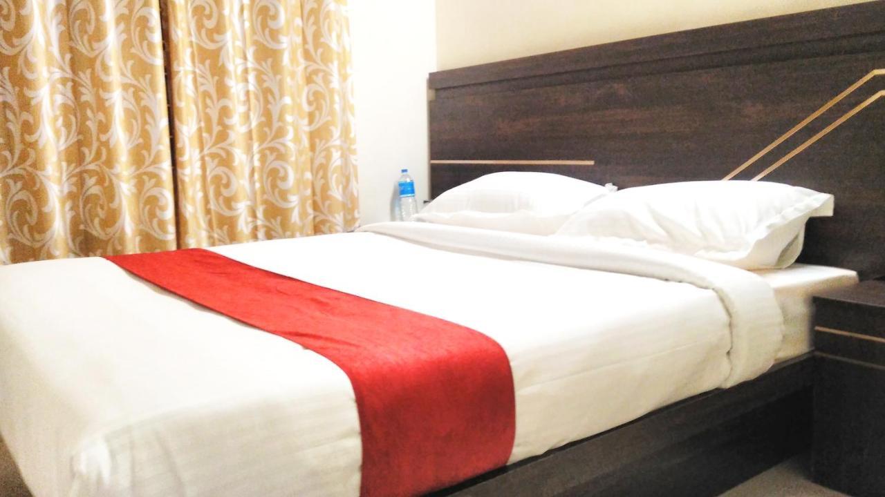 Bed and Breakfast Leeland Munnar Esterno foto