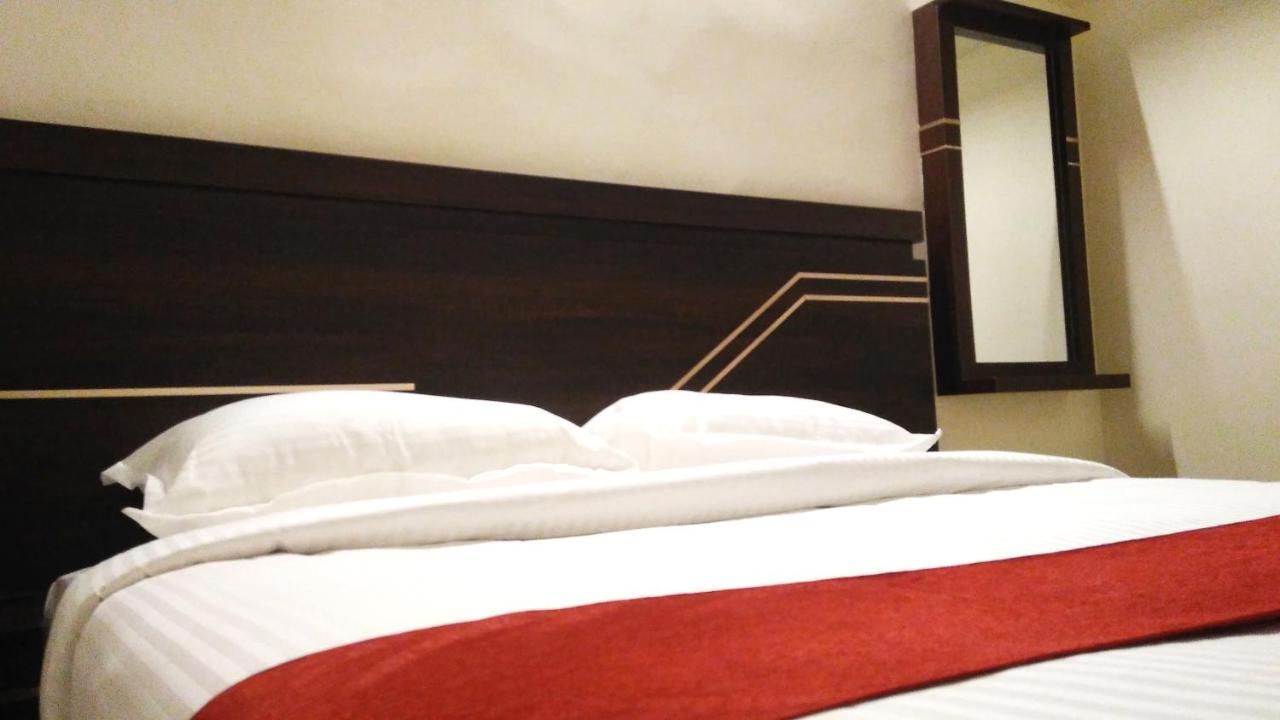 Bed and Breakfast Leeland Munnar Esterno foto
